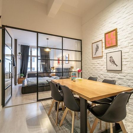 Sunny Central Apartment On Wenceslas Square By Easybnb Praha Eksteriør bilde