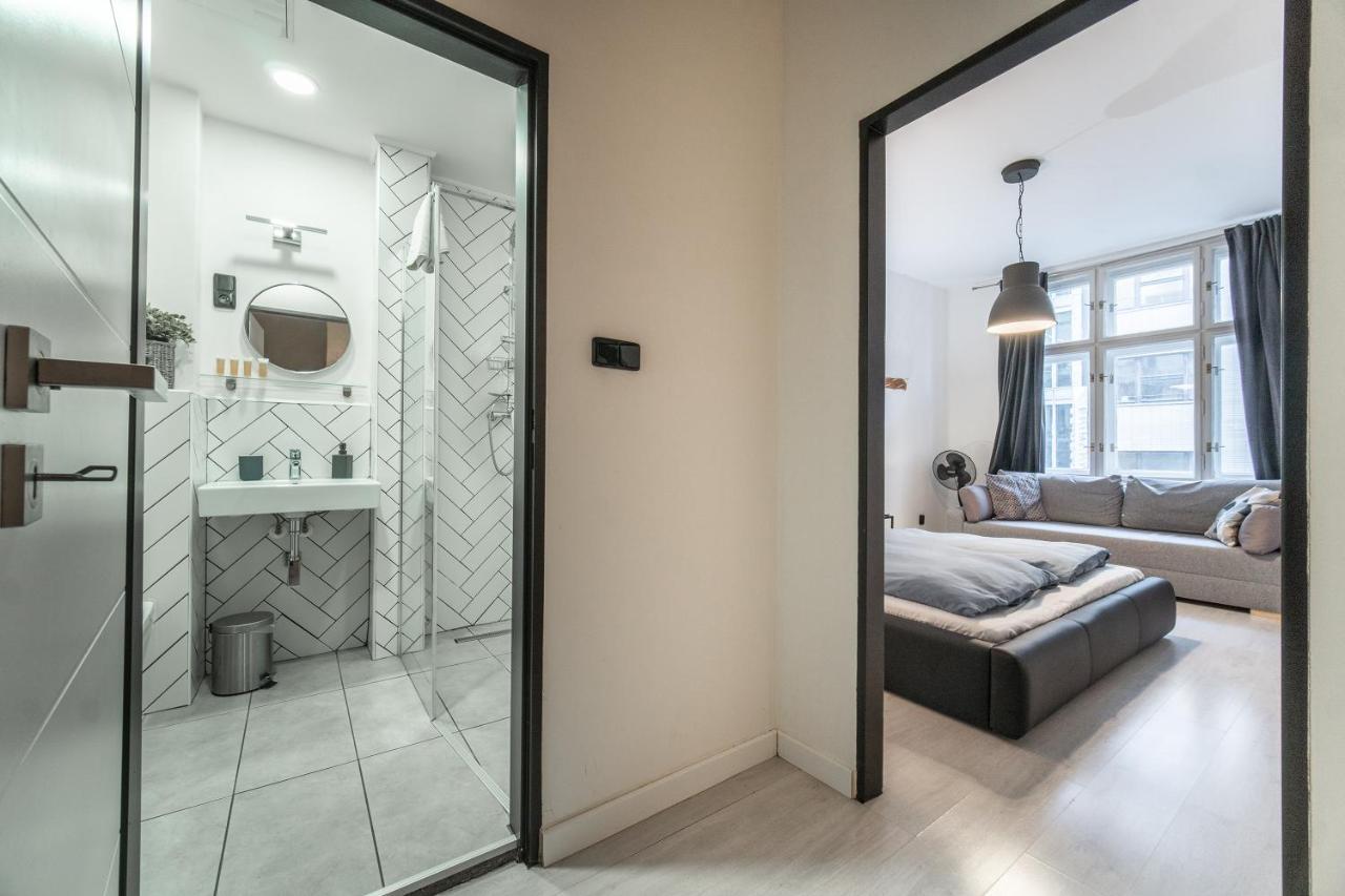 Sunny Central Apartment On Wenceslas Square By Easybnb Praha Eksteriør bilde