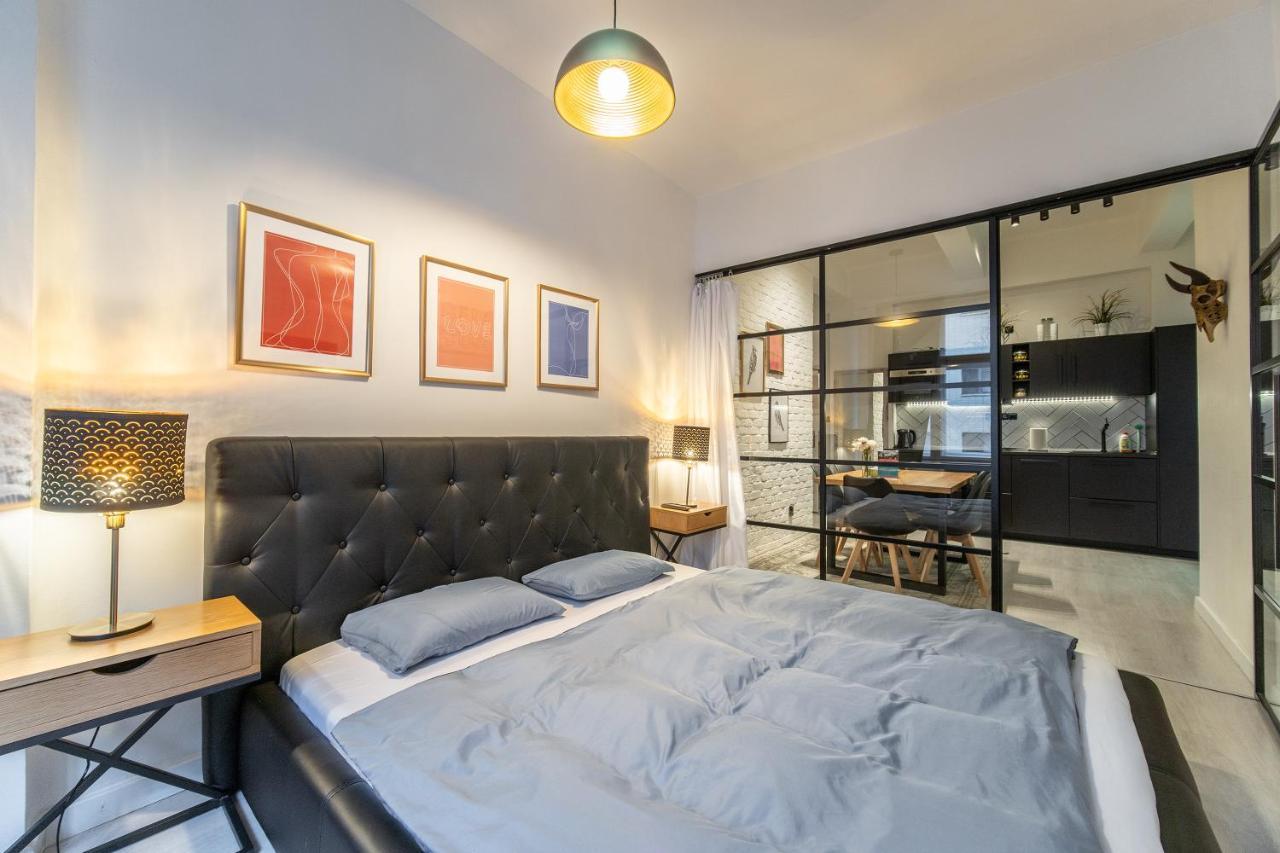 Sunny Central Apartment On Wenceslas Square By Easybnb Praha Eksteriør bilde